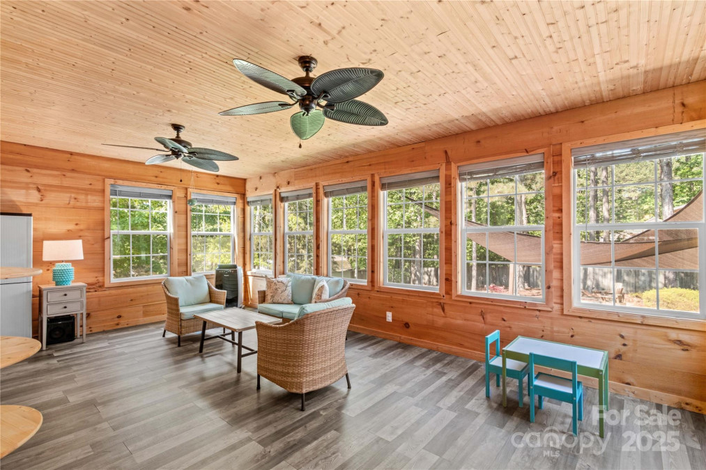 4159 Isle Of Pines Dr Denver, NC 28037