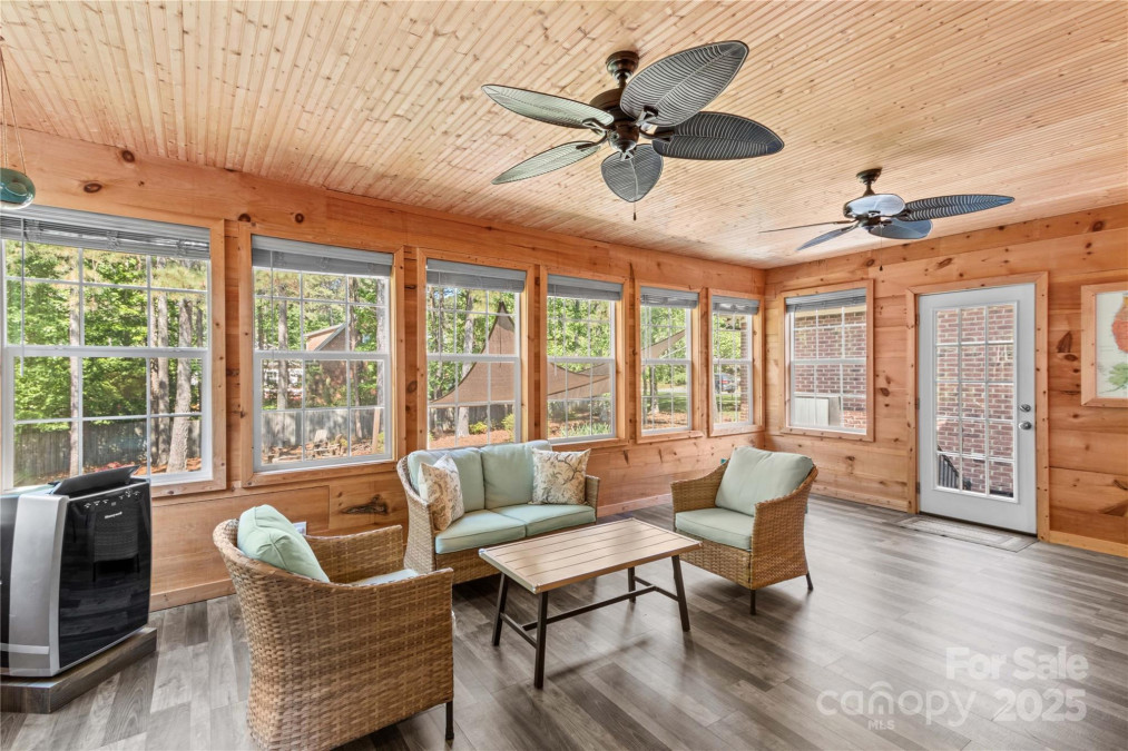 4159 Isle Of Pines Dr Denver, NC 28037