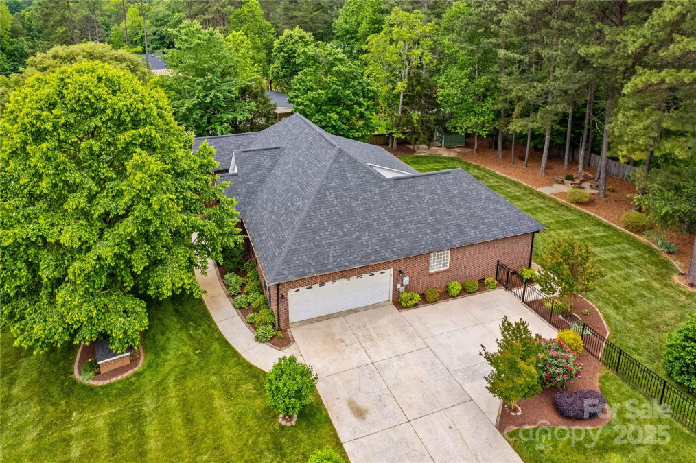 4159 Isle Of Pines Dr Denver, NC 28037