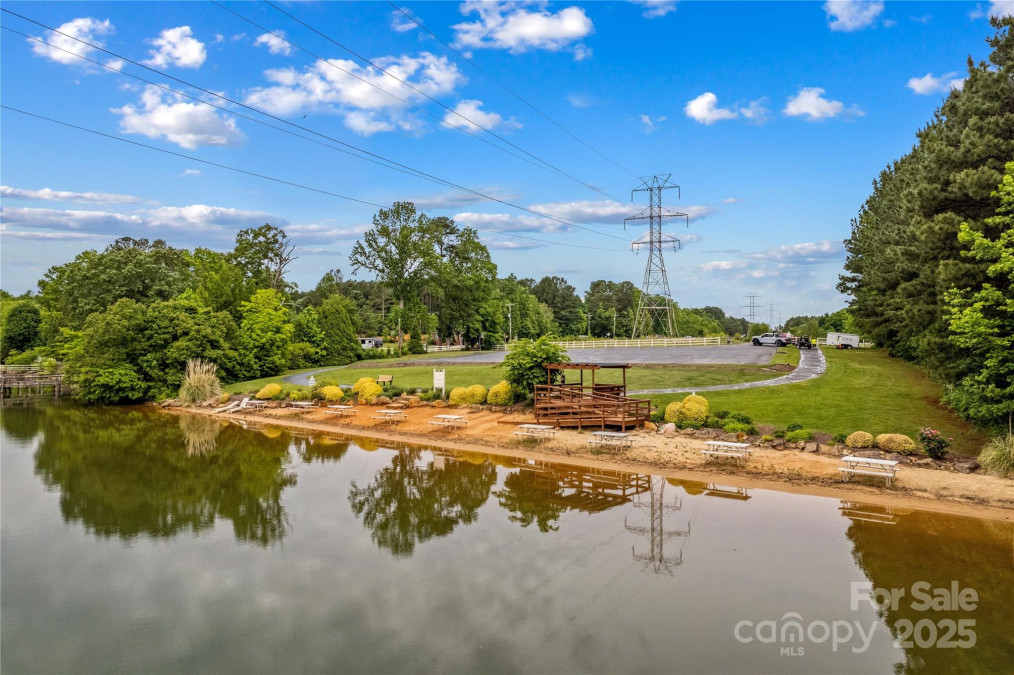4159 Isle Of Pines Dr Denver, NC 28037