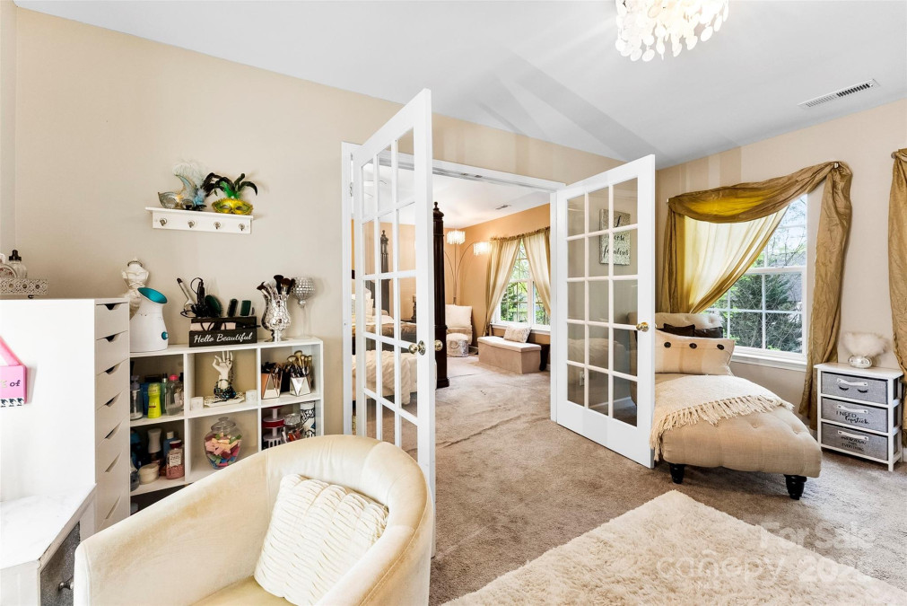 8619 Delamere Ln Charlotte, NC 28269