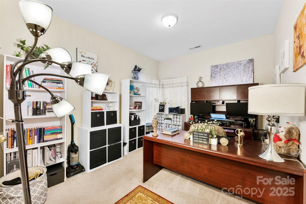 8619 Delamere Ln Charlotte, NC 28269