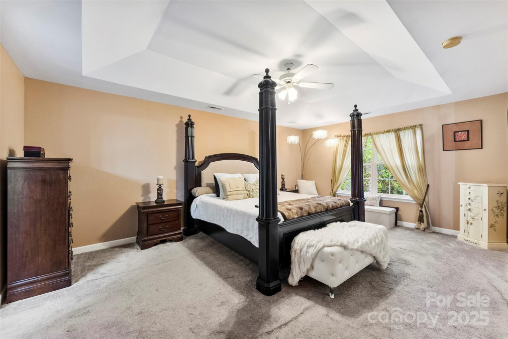 8619 Delamere Ln Charlotte, NC 28269