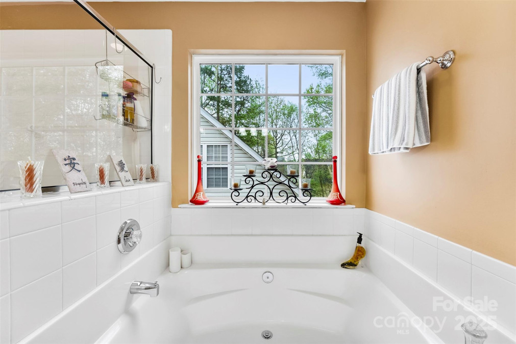 8619 Delamere Ln Charlotte, NC 28269