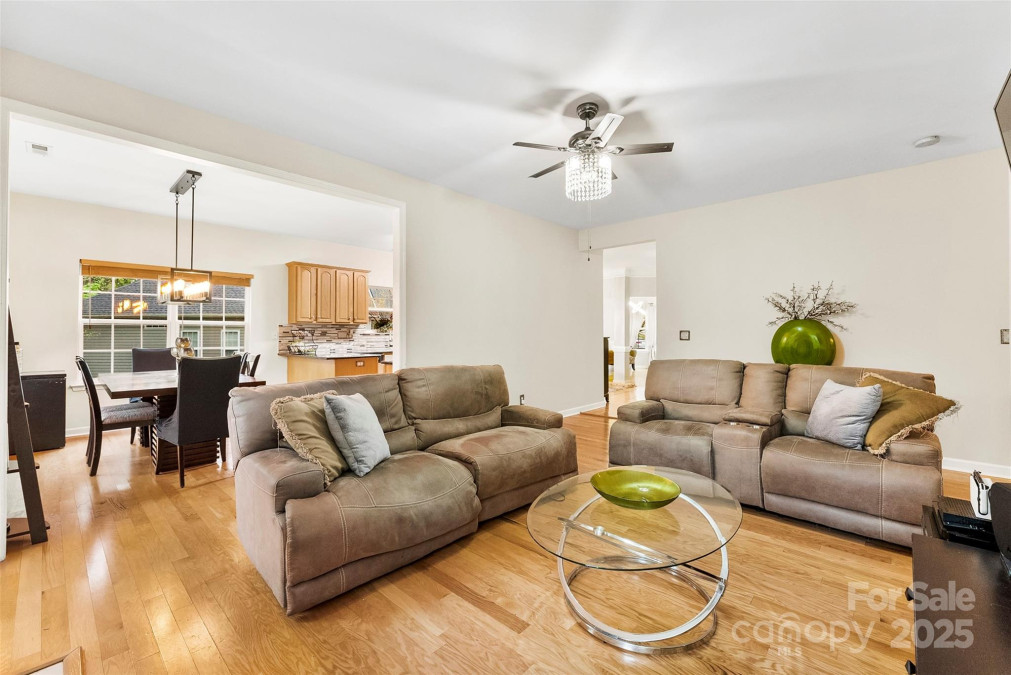 8619 Delamere Ln Charlotte, NC 28269