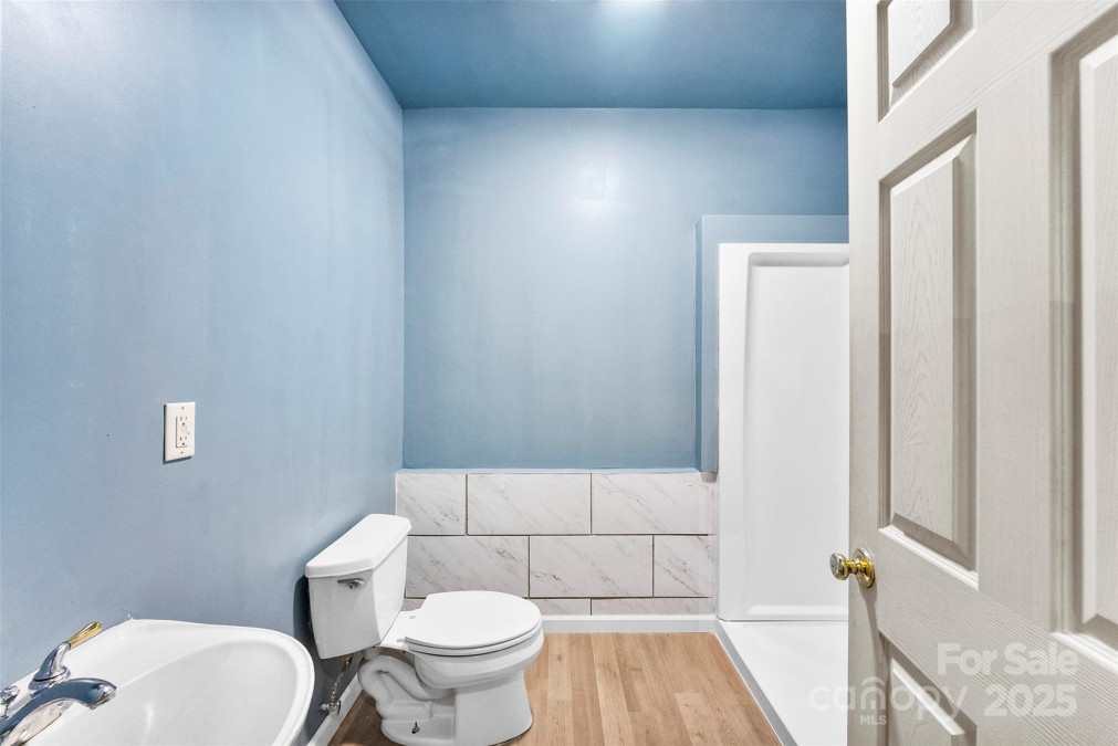 8619 Delamere Ln Charlotte, NC 28269