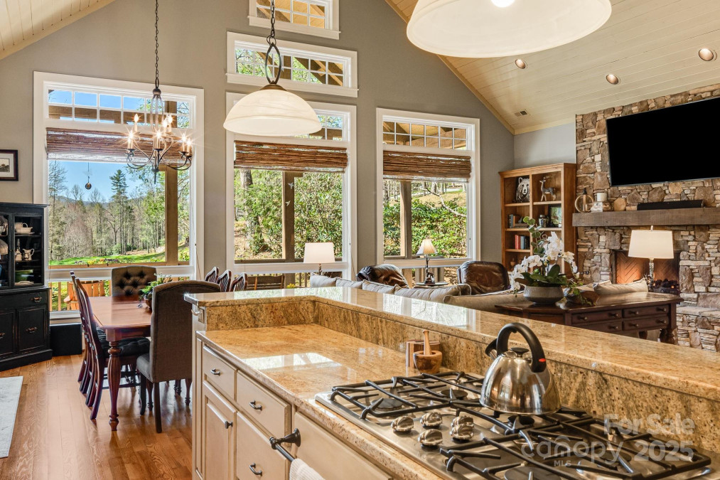 2442 Trillium Ridge Rd Cullowhee, NC 28723