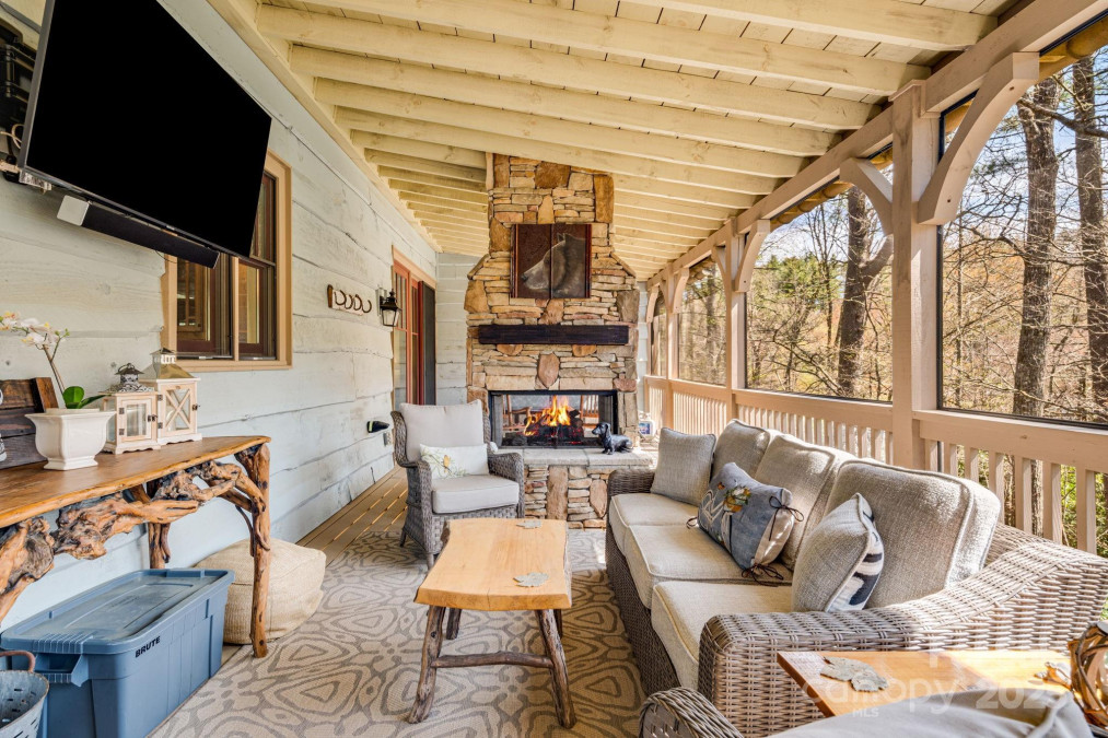 2442 Trillium Ridge Rd Cullowhee, NC 28723