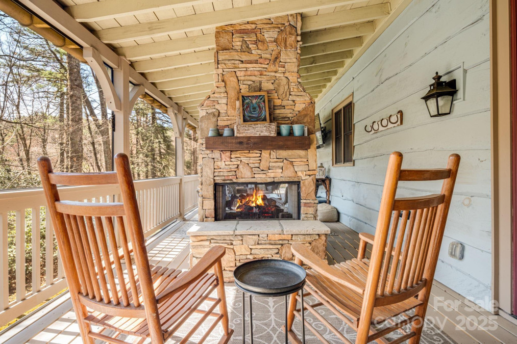 2442 Trillium Ridge Rd Cullowhee, NC 28723