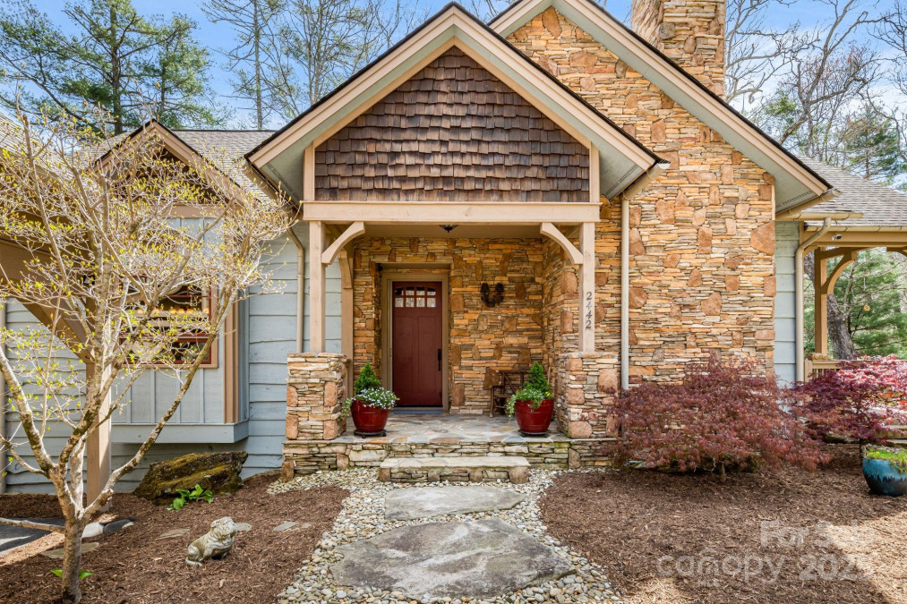 2442 Trillium Ridge Rd Cullowhee, NC 28723