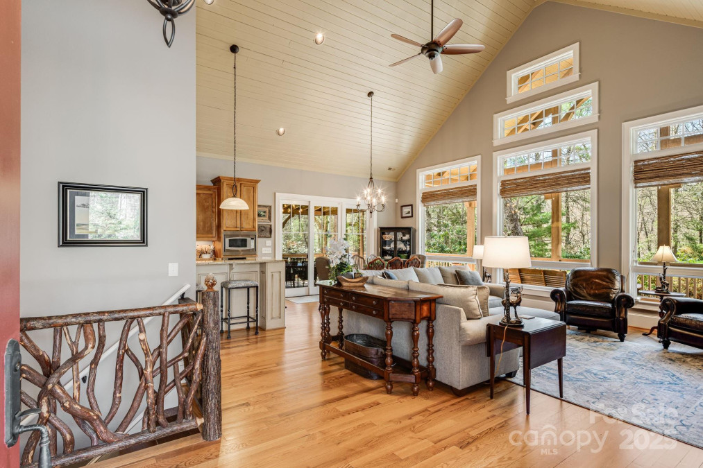 2442 Trillium Ridge Rd Cullowhee, NC 28723