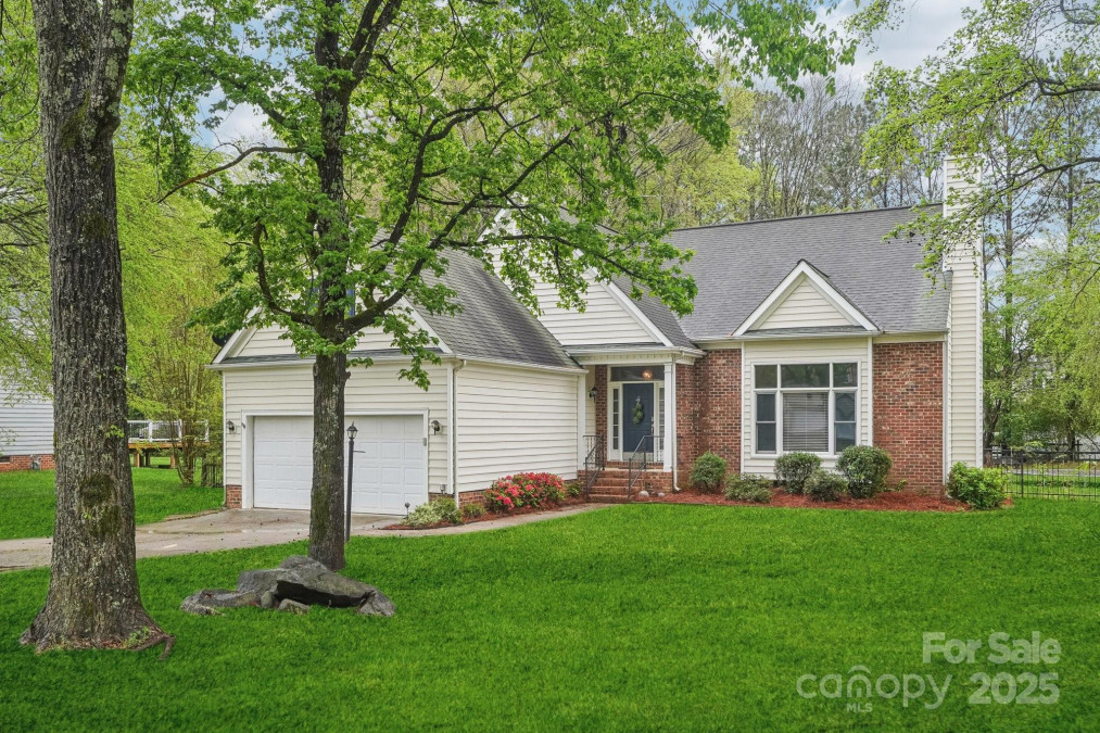 11333 Snapfinger Dr Charlotte, NC 28277