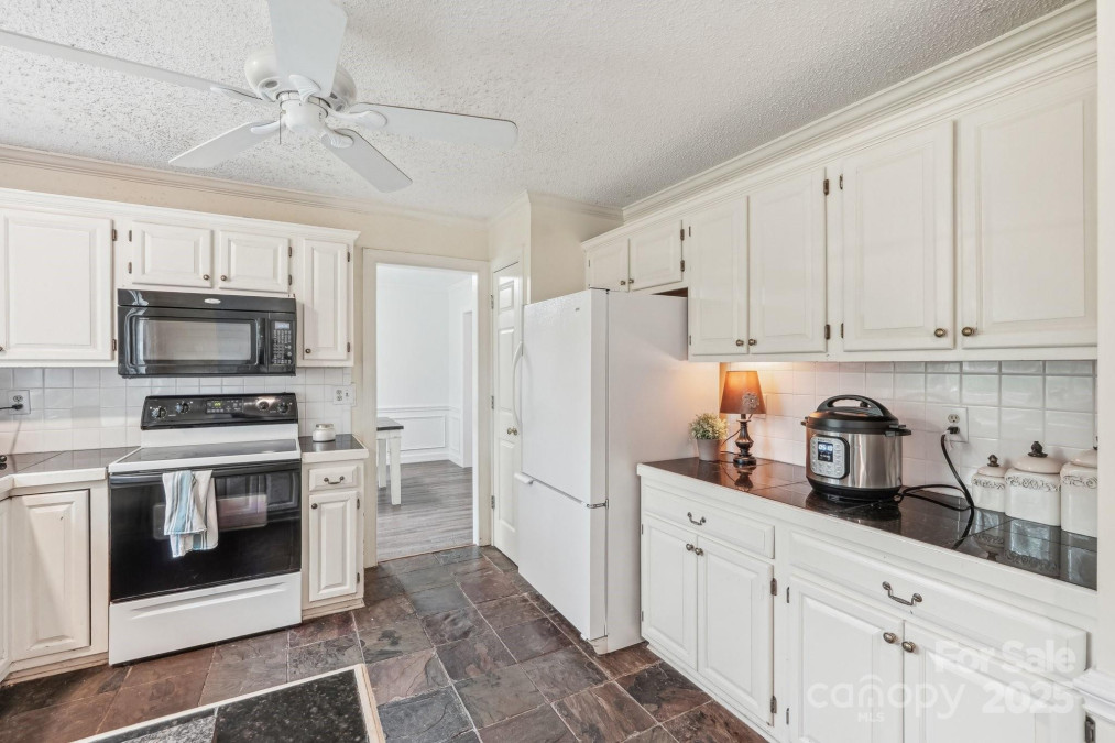 11333 Snapfinger Dr Charlotte, NC 28277