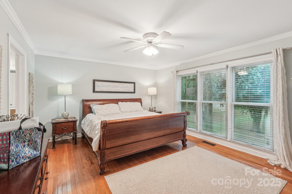 11333 Snapfinger Dr Charlotte, NC 28277