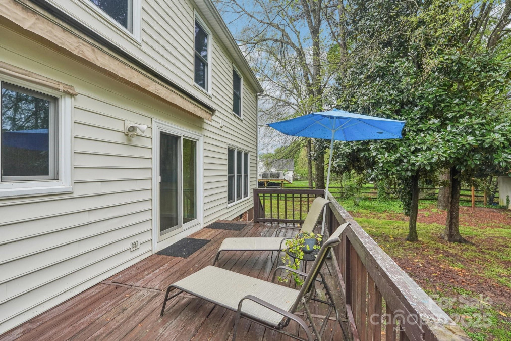11333 Snapfinger Dr Charlotte, NC 28277