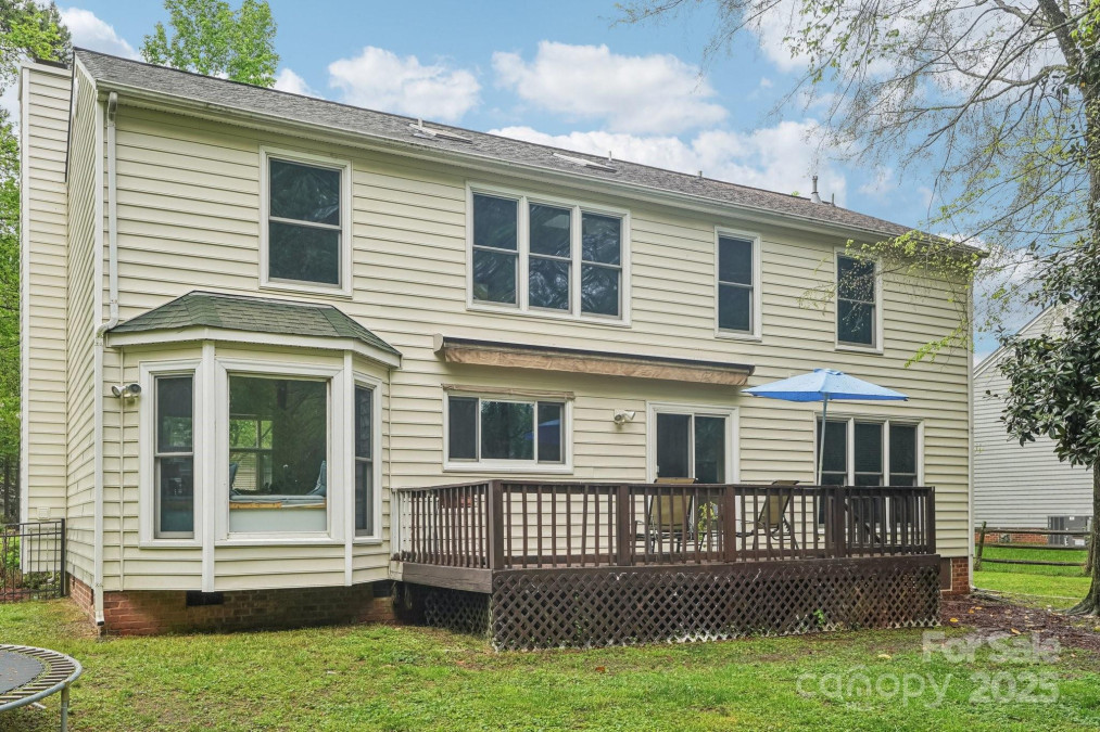 11333 Snapfinger Dr Charlotte, NC 28277