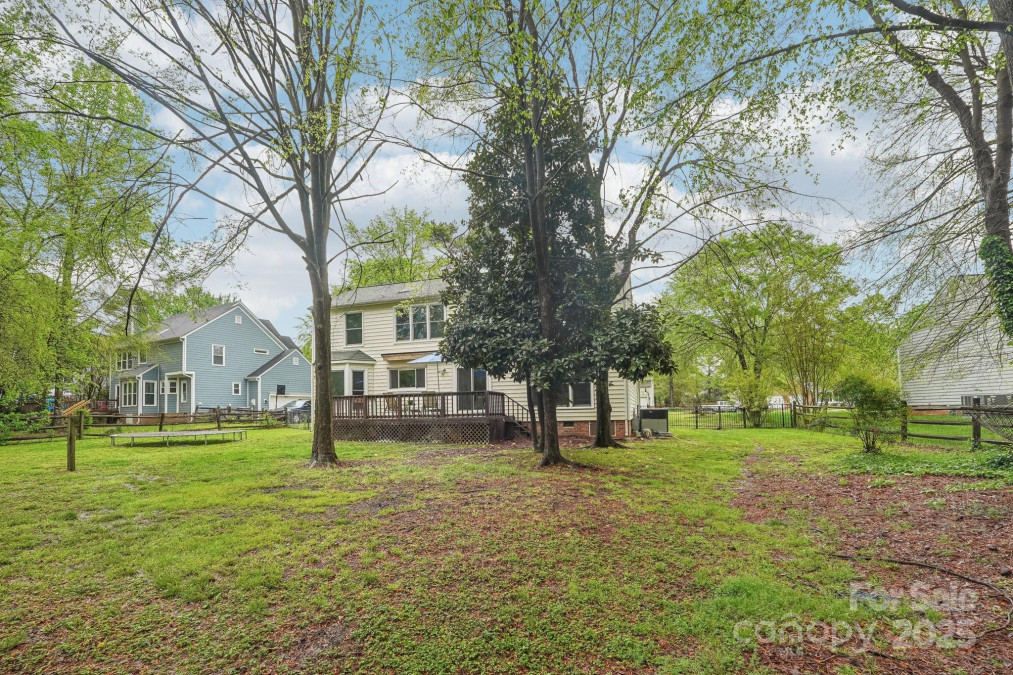 11333 Snapfinger Dr Charlotte, NC 28277