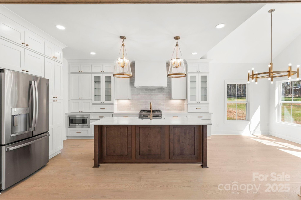 605 Arrow Point Ln Davidson, NC 28036