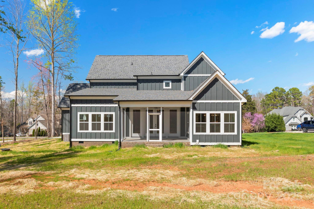 605 Arrow Point Ln Davidson, NC 28036