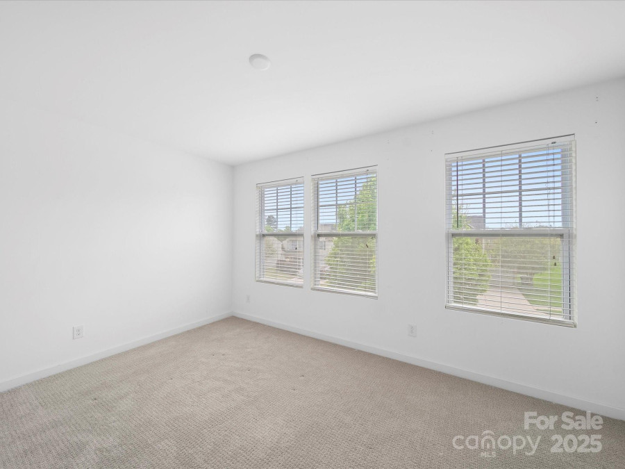 113 Devynn Ridge Ct Mount Holly, NC 28120