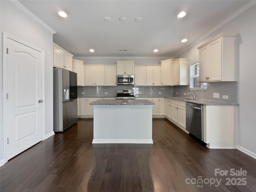 3026 Devon St Charlotte, NC 28213