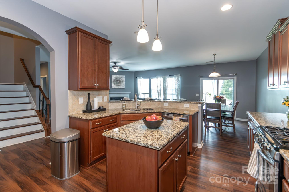 4924 Riverdale Dr Charlotte, NC 28273