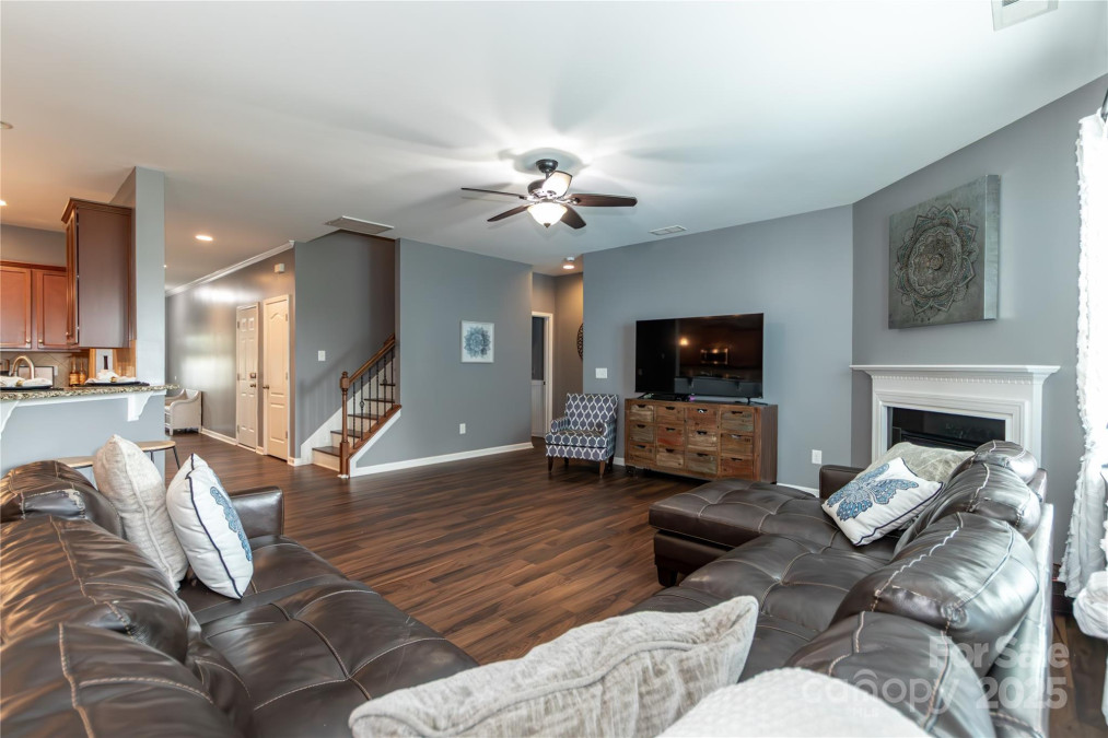 4924 Riverdale Dr Charlotte, NC 28273