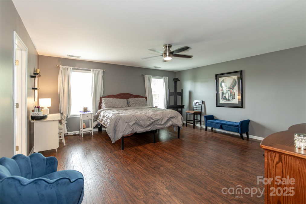 4924 Riverdale Dr Charlotte, NC 28273