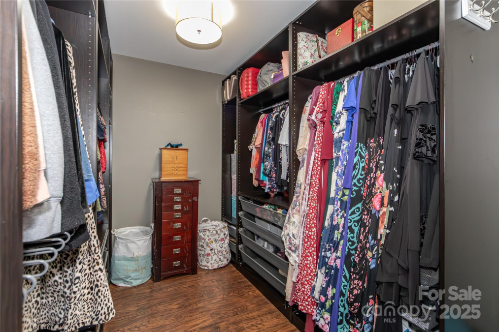 4924 Riverdale Dr Charlotte, NC 28273