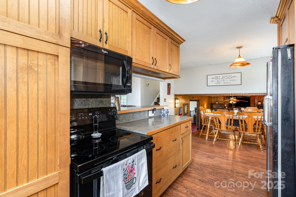4603 Oakwood Cir Gastonia, NC 28056