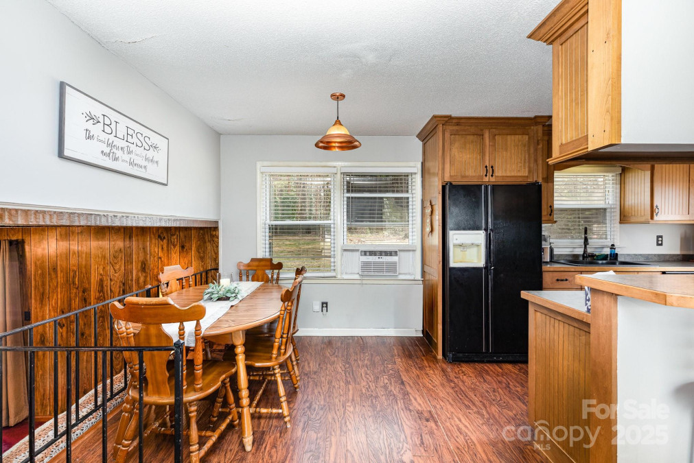 4603 Oakwood Cir Gastonia, NC 28056