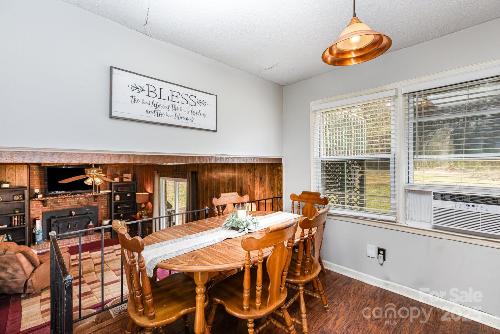 4603 Oakwood Cir Gastonia, NC 28056