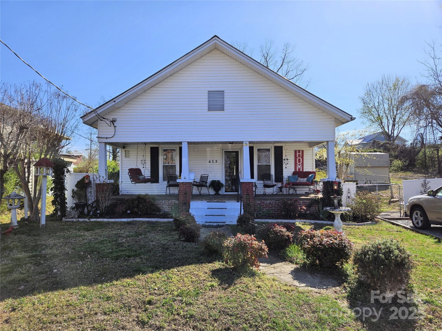 413 Morganton St Valdese, NC 28690