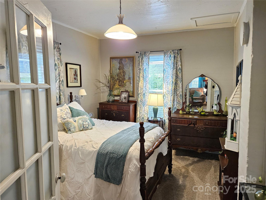 413 Morganton St Valdese, NC 28690