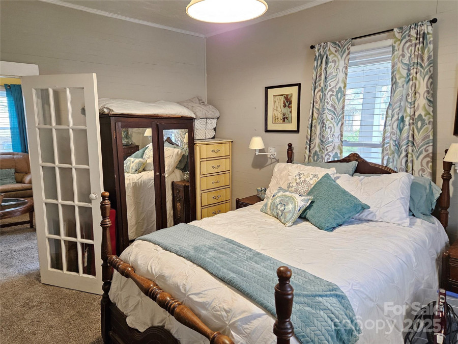 413 Morganton St Valdese, NC 28690