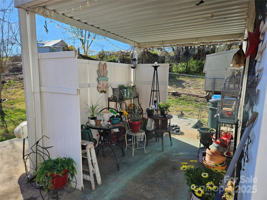 413 Morganton St Valdese, NC 28690