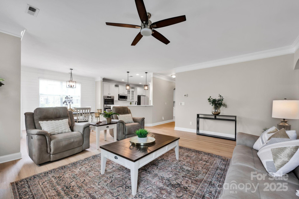 704 Fresia Dr Tega Cay, SC 29708