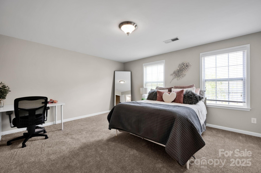 704 Fresia Dr Tega Cay, SC 29708
