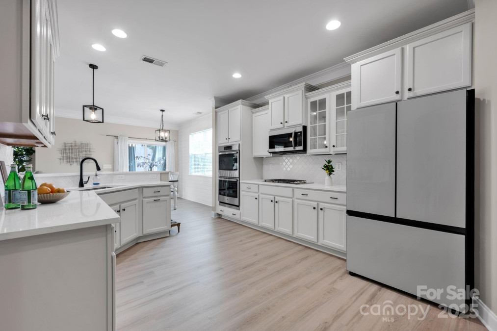 704 Fresia Dr Tega Cay, SC 29708