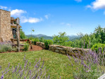 384 Doan Town Rd Burnsville, NC 28714