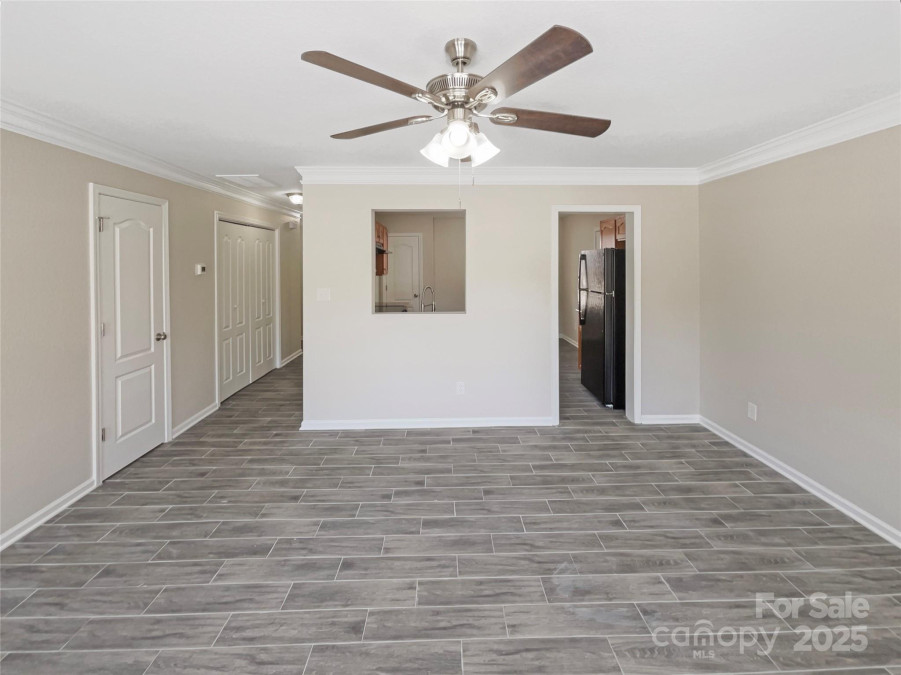 808 Raindrops Rd Gastonia, NC 28054
