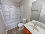 808 Raindrops Rd Gastonia, NC 28054