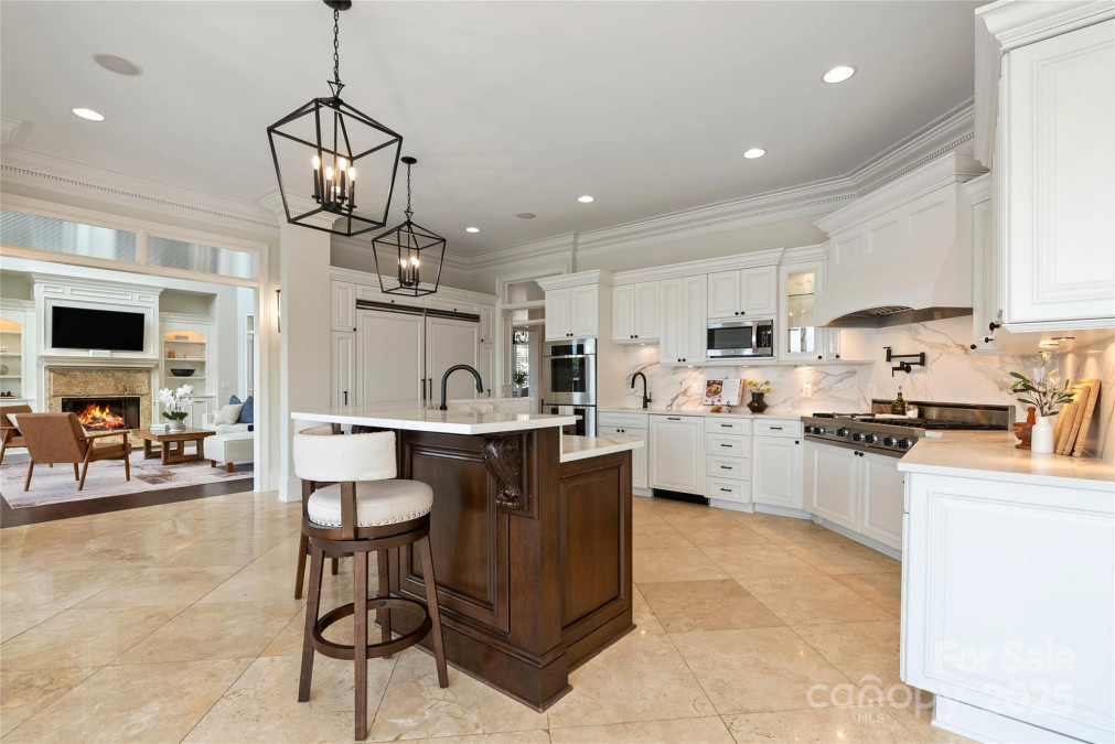 325 Ivy Arbor Cir Rock Hill, SC 29732