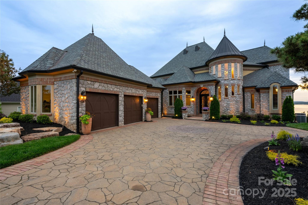 325 Ivy Arbor Cir Rock Hill, SC 29732