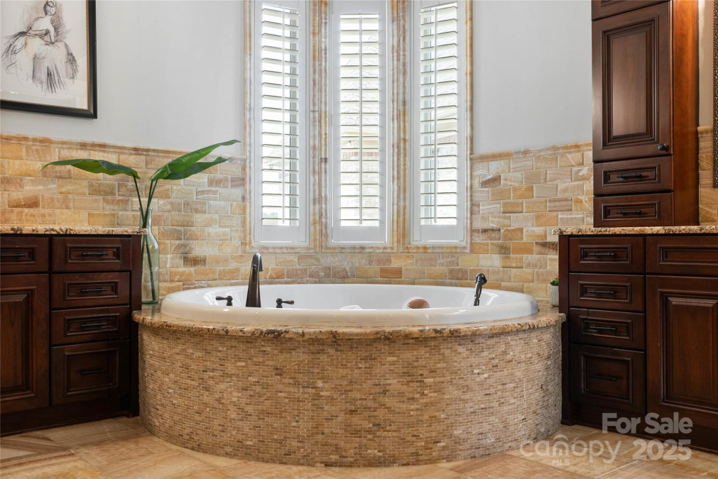 325 Ivy Arbor Cir Rock Hill, SC 29732