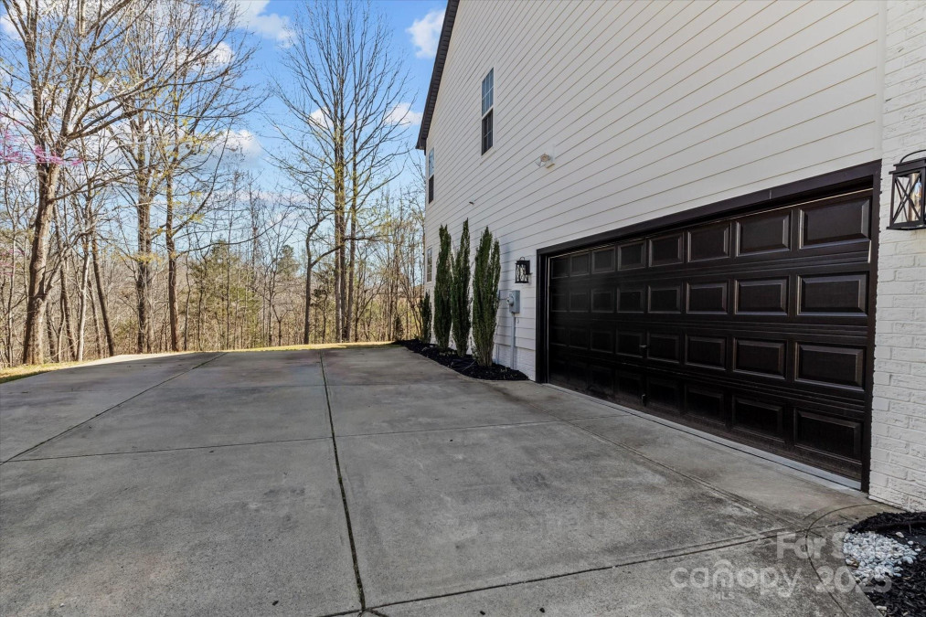 1840 Sapona Ct Denver, NC 28037