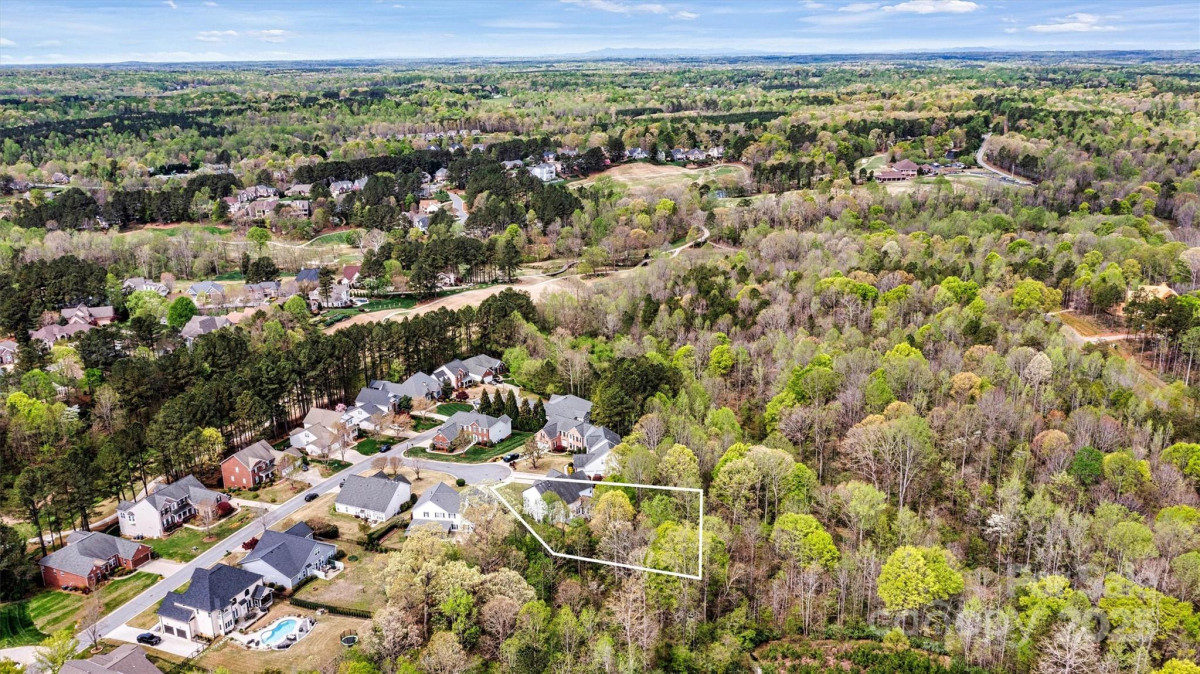1840 Sapona Ct Denver, NC 28037