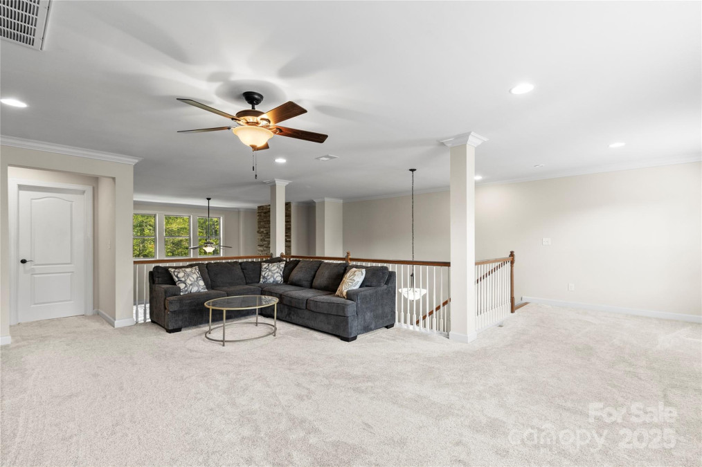 7798 Sand Trap Ln Stanley, NC 28164