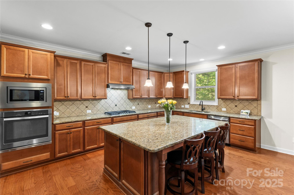7798 Sand Trap Ln Stanley, NC 28164