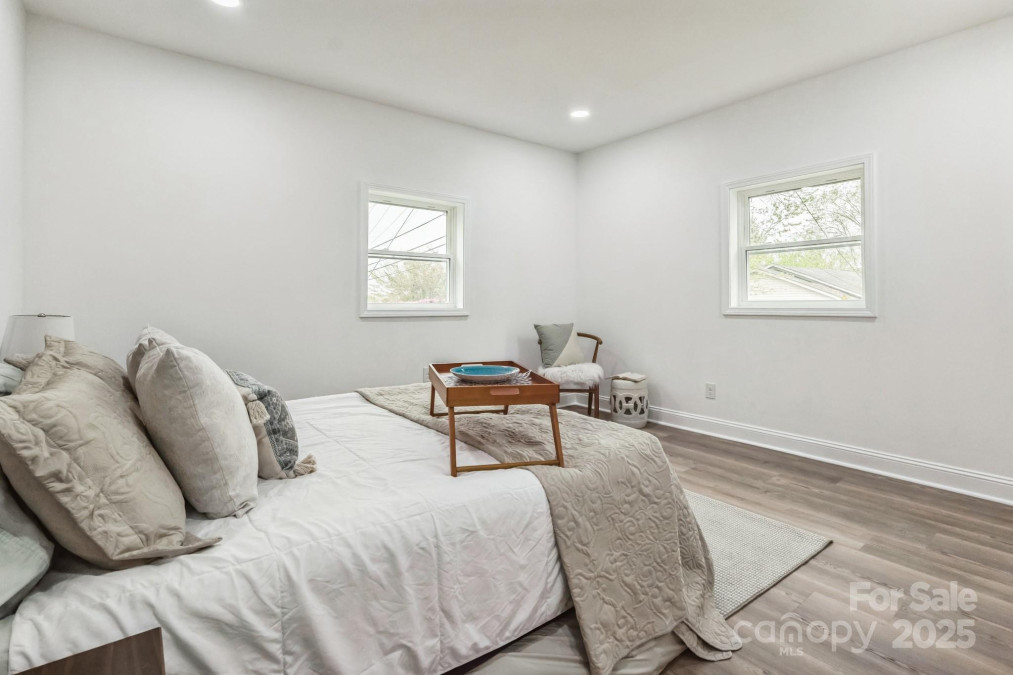 221 Davis Ave Newton, NC 28658
